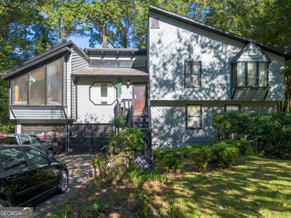 1179 Autumn Ridge Drive, Marietta, GA 30066
