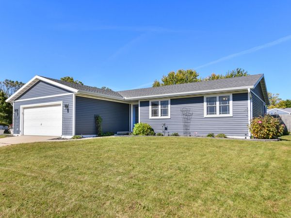 152 Andrea Ave, Darien, WI 53114
