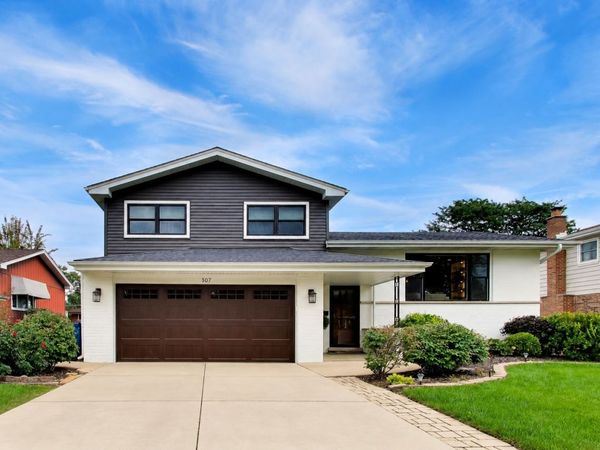 307 N Marcella Road , Mount Prospect, IL 60056