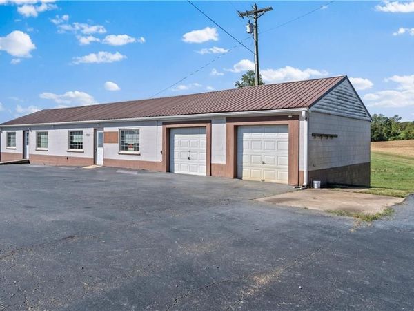 1760 Poplar Springs Road , Elkin, NC 28621