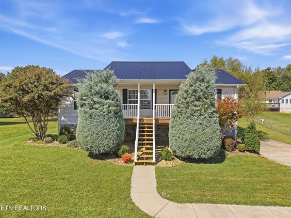 509 Delores Drive, Dandridge, TN 37725