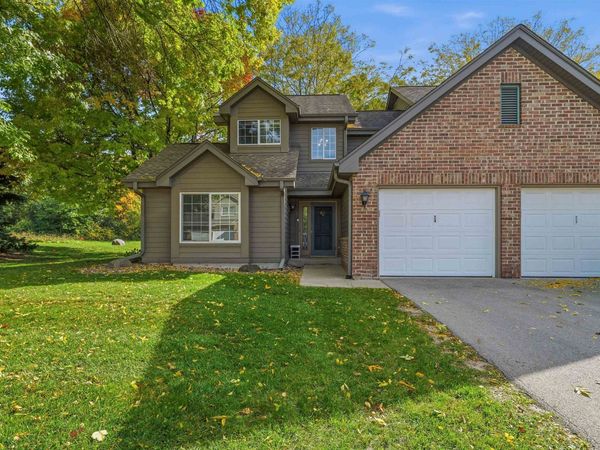 18725 Brookfield Drive, Unit 24, Brookfield, WI 53045