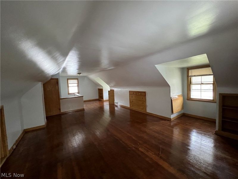 295 Grand Boulevard, Bedford, OH 44146 Photo 11