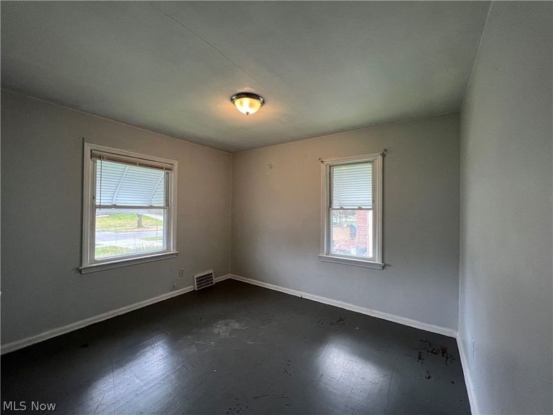 295 Grand Boulevard, Bedford, OH 44146 Photo 9