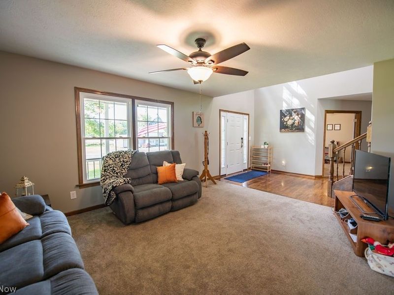 4033 W State Street, New Philadelphia, OH 44663 Photo 11