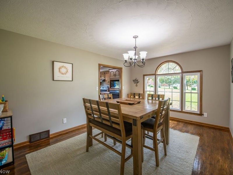 4033 W State Street, New Philadelphia, OH 44663 Photo 16