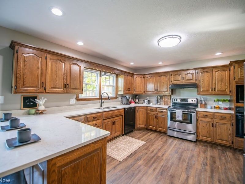 4033 W State Street, New Philadelphia, OH 44663 Photo 18