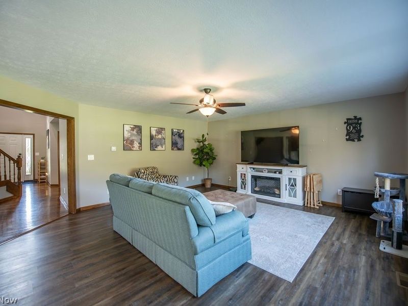 4033 W State Street, New Philadelphia, OH 44663 Photo 22
