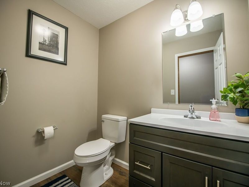 4033 W State Street, New Philadelphia, OH 44663 Photo 23