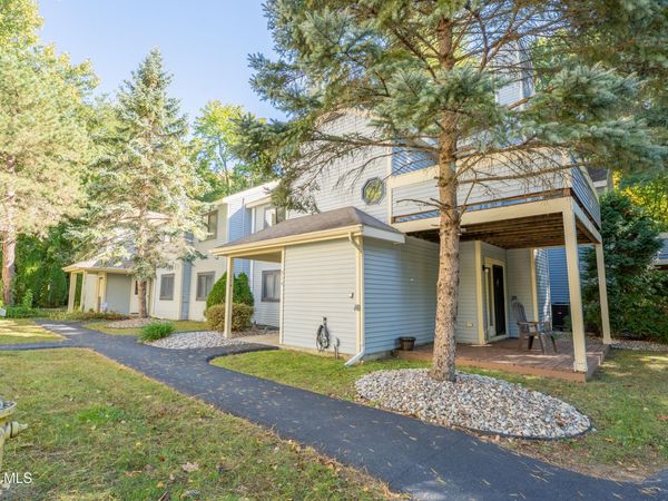214 Yorktown Drive, Clifton Park, NY 12065