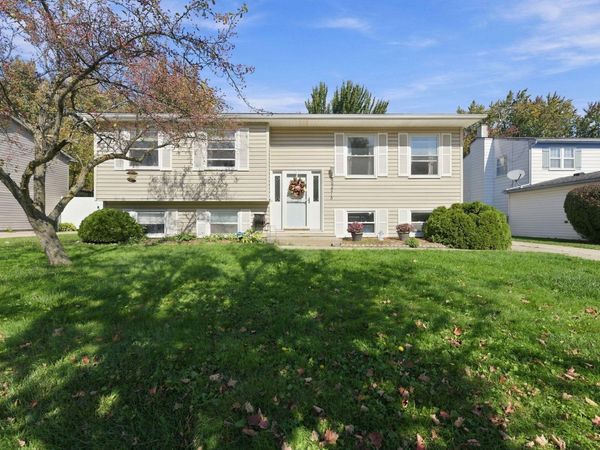 44478 Albert Drive, Plymouth, MI 48170