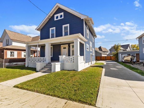 1037 White Rock AVENUE, Waukesha, WI 53186