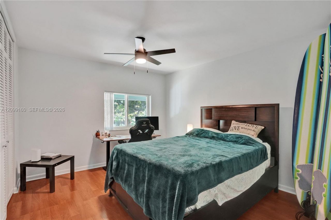 1719 NE 142nd St , North Miami, FL 33181 Photo
