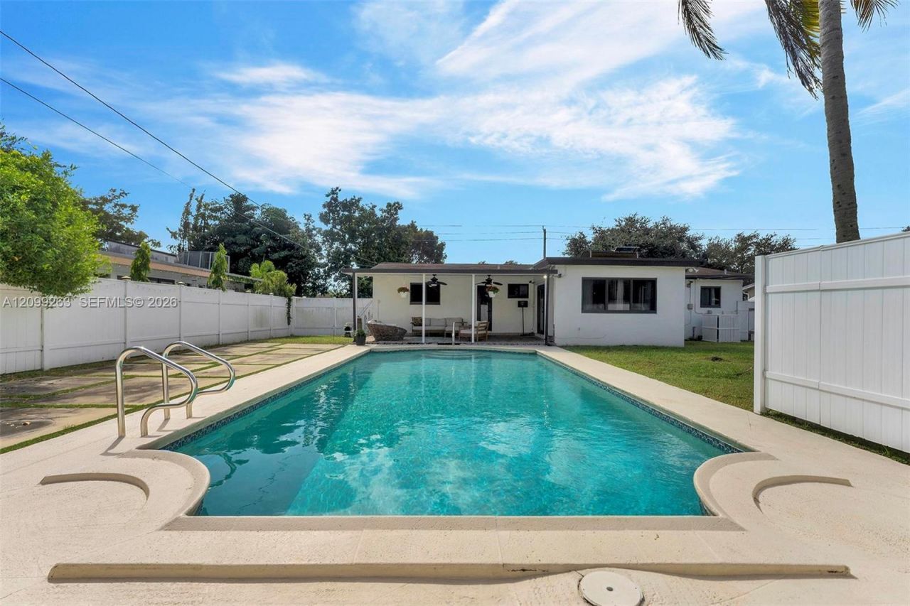4005 Johnson St, Hollywood, FL 33021 Photo