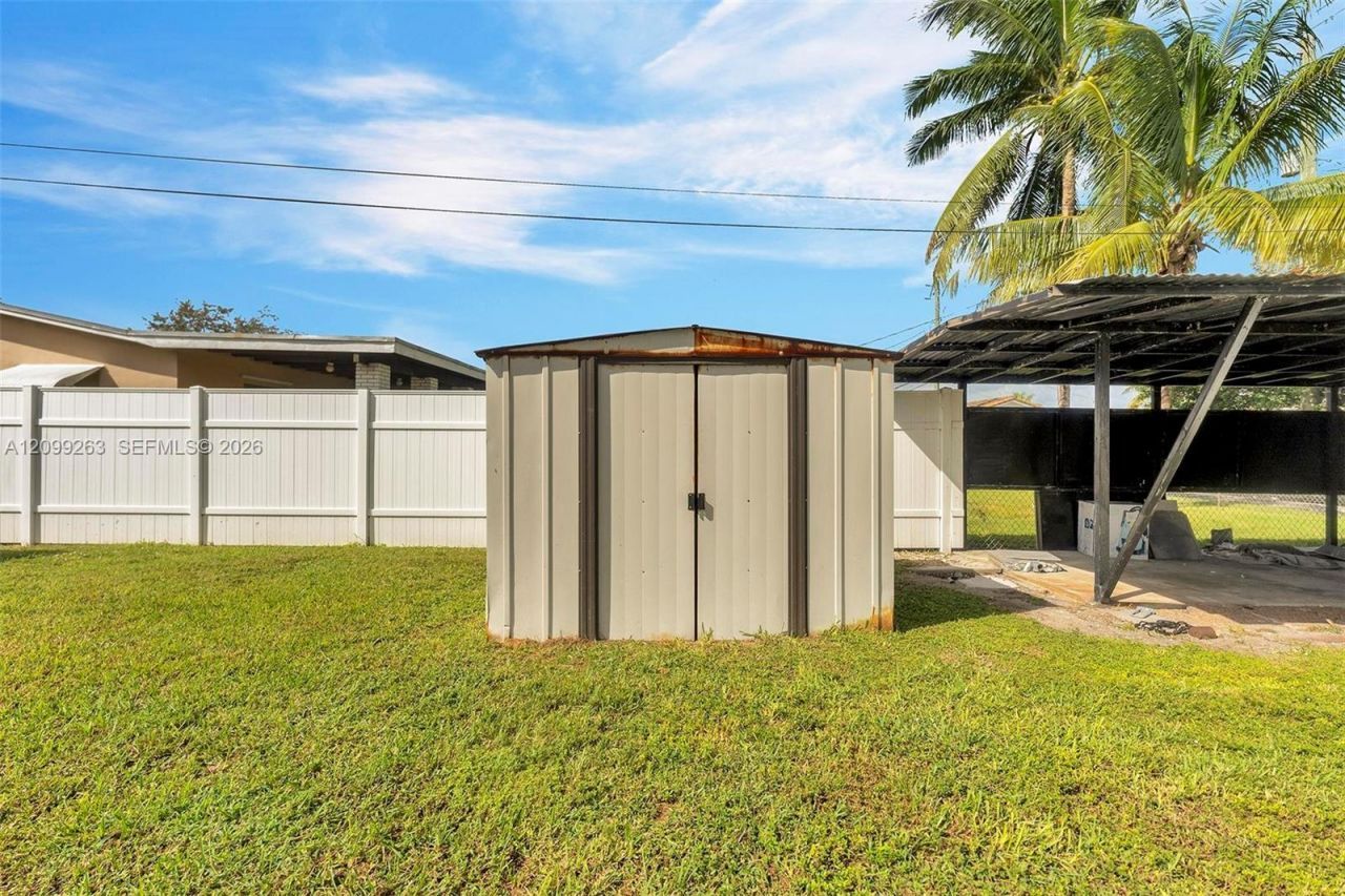 4005 Johnson St, Hollywood, FL 33021 Photo