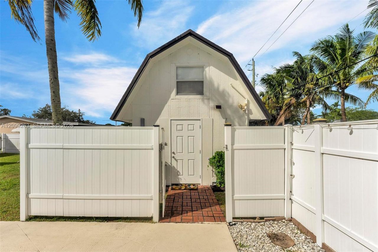 4005 Johnson St, Hollywood, FL 33021 Photo