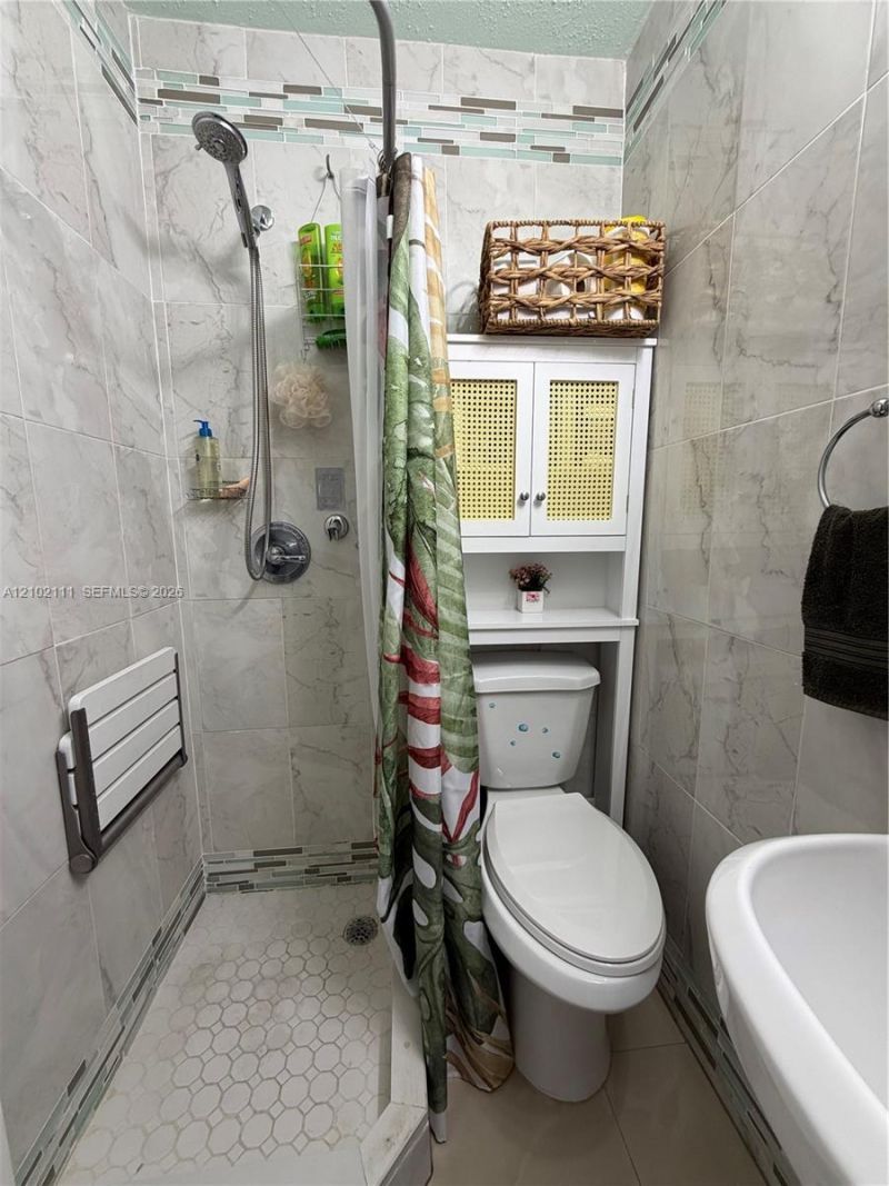 4919 NW 52nd St , Tamarac, FL 33319 Photo