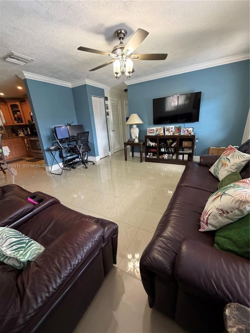 4919 NW 52nd St , Tamarac, FL 33319 Photo