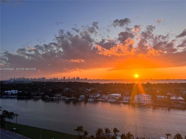 5401 Collins Ave , Unit 1229, Miami Beach, FL 33140