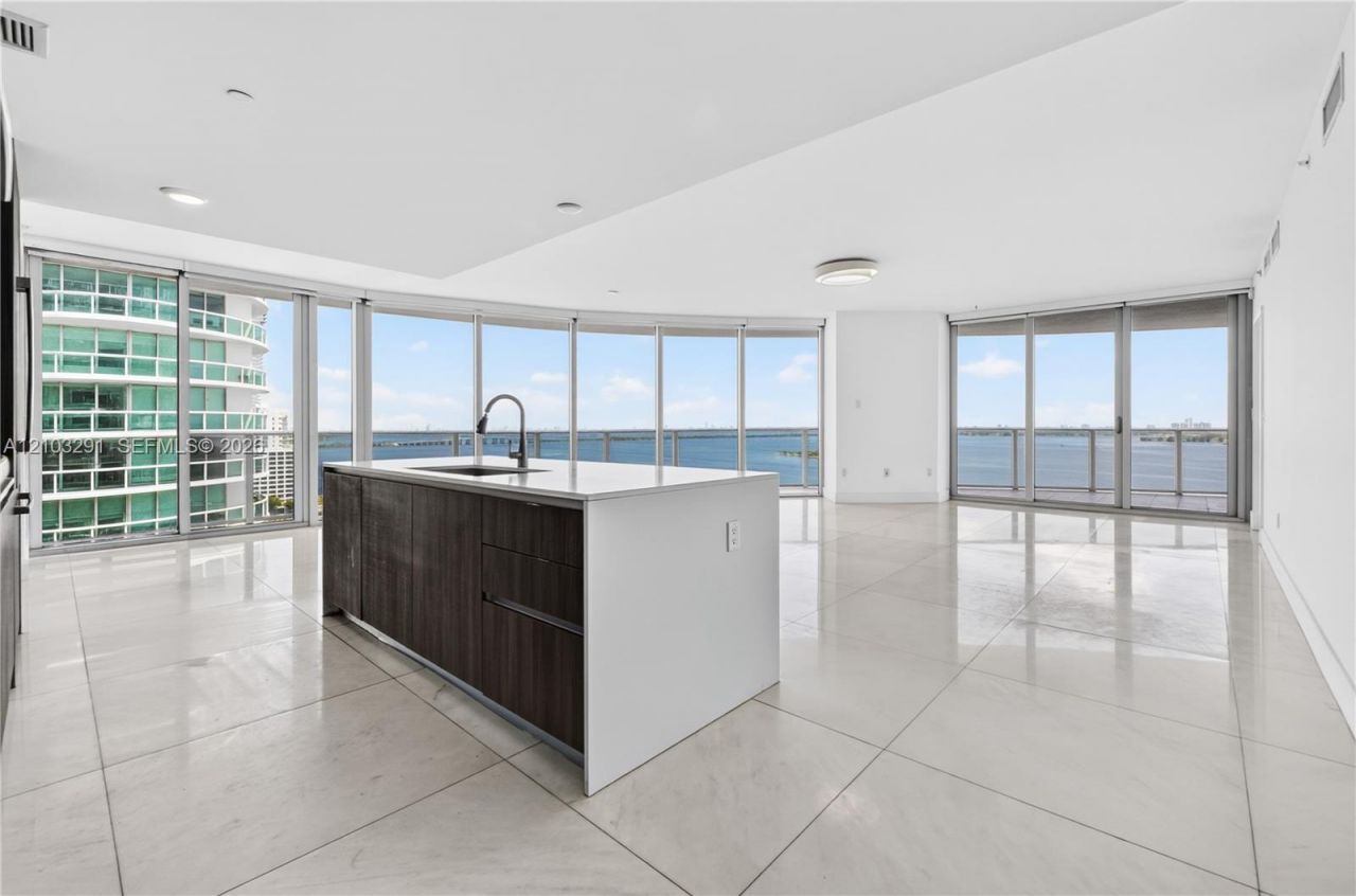 488 NE 18th St, Unit 1815, Miami, FL 33132 Main Photo