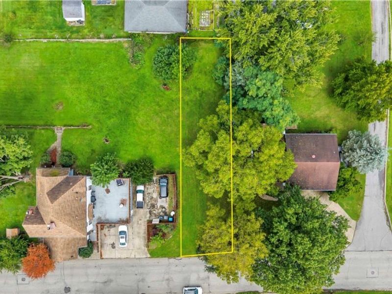 Geneva Avenue, Struthers, OH 44471 Photo 3