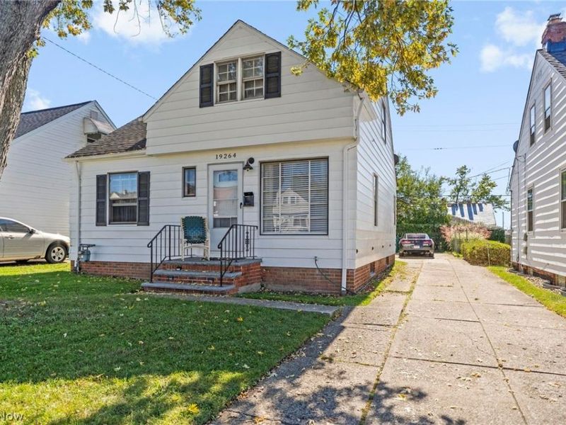 19264 Stockton Avenue, Maple Heights, OH 44137 Photo 1