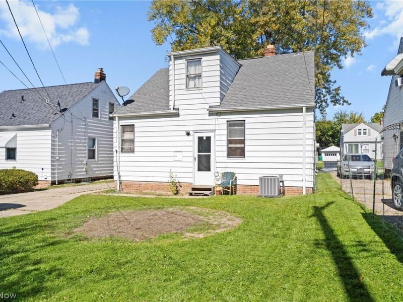 19264 Stockton Avenue, Maple Heights, OH 44137 Photo 29