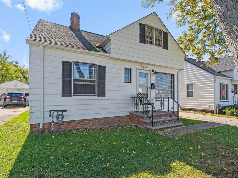 19264 Stockton Avenue, Maple Heights, OH 44137 Photo 3