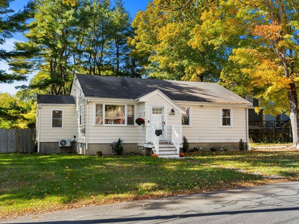 12 Nelson Avenue, Georgetown, MA 01833