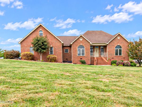 616 Kinsey Davis Drive, Walland, TN 37886