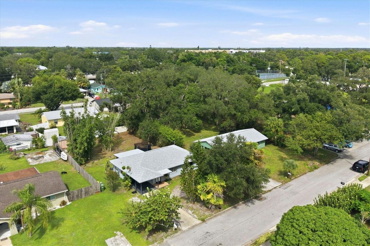2533 Hawthorne Street , Sarasota, FL 34239 Photo
