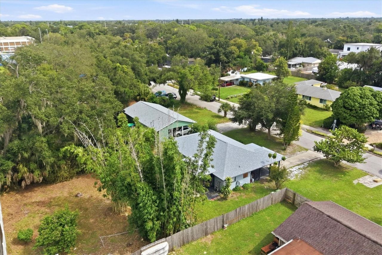2533 Hawthorne Street , Sarasota, FL 34239 Photo