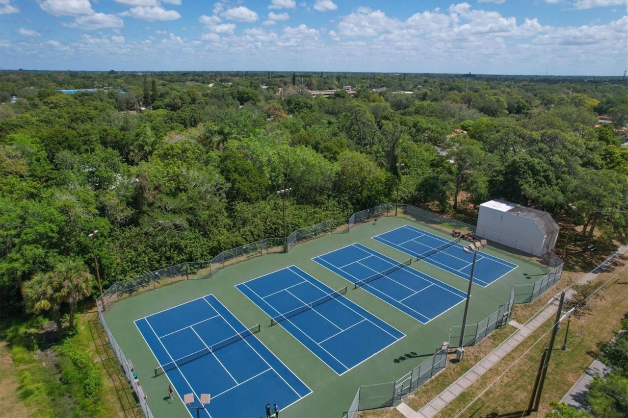 2533 Hawthorne Street , Sarasota, FL 34239 Photo
