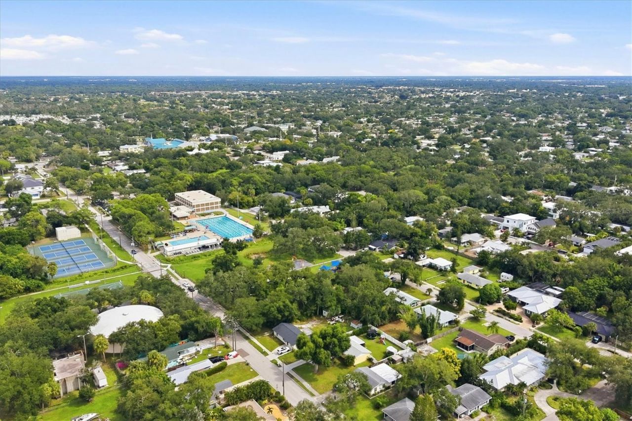 2533 Hawthorne Street , Sarasota, FL 34239 Photo