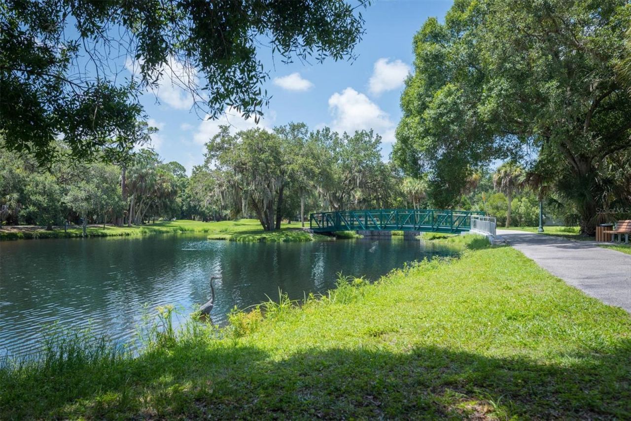 2533 Hawthorne Street , Sarasota, FL 34239 Photo