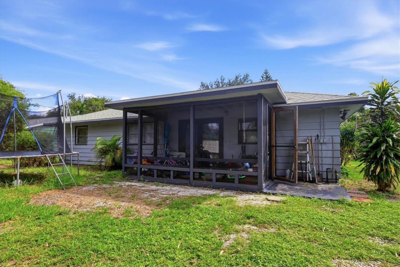 2533 Hawthorne Street , Sarasota, FL 34239 Photo