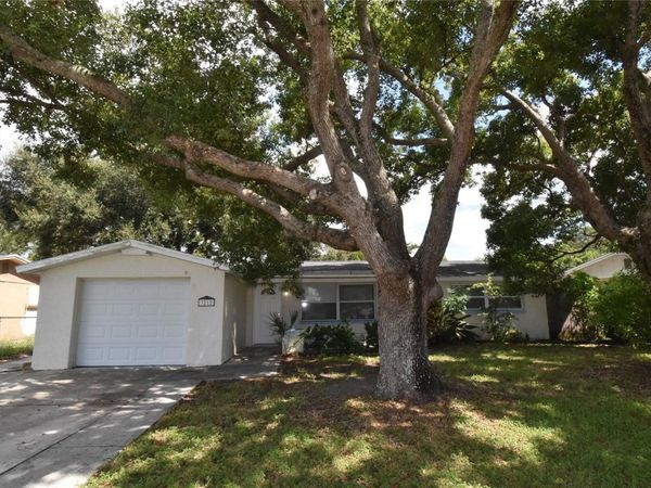 3212 BLUE BIRD DRIVE , HOLIDAY, FL 34690