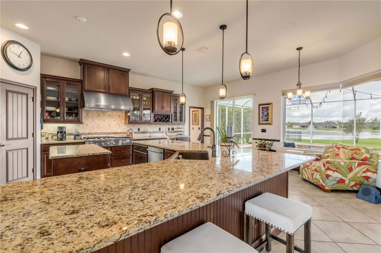 574 Luna Bella Lane, New Smyrna Beach, FL 32168 Photo