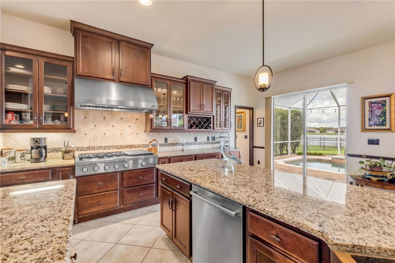 574 Luna Bella Lane, New Smyrna Beach, FL 32168 Photo