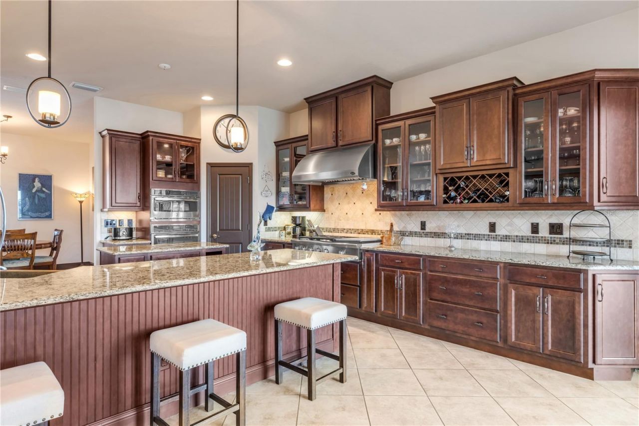 574 Luna Bella Lane, New Smyrna Beach, FL 32168 Photo