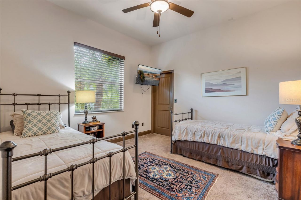 574 Luna Bella Lane, New Smyrna Beach, FL 32168 Photo
