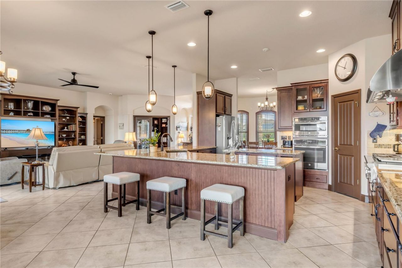 574 Luna Bella Lane, New Smyrna Beach, FL 32168 Photo