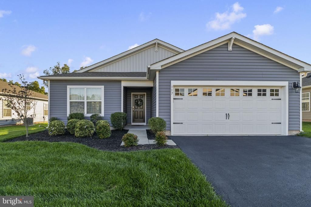 117 LILLY DRIVE , POTTSTOWN, PA 19464