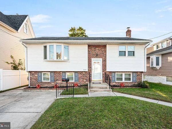 309 PRINTZ AVENUE, ESSINGTON, PA 19029