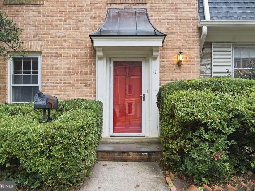 11 Sangamore Court , Bethesda, MD 20816 Main Photo