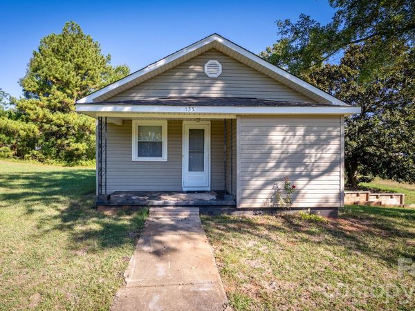 135 Vinson Road , Statesville, NC 28677