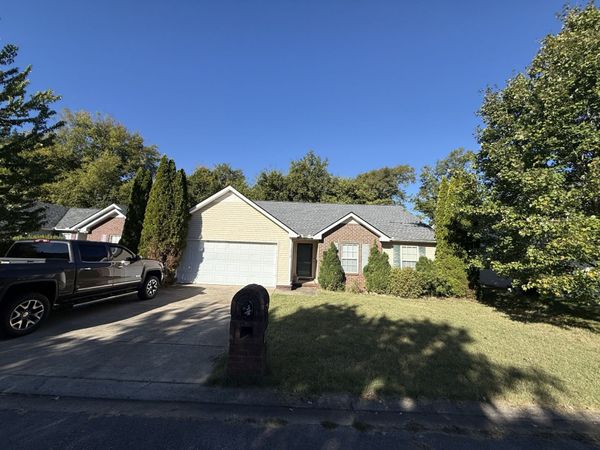 1518 Ballater Dr , Murfreesboro, TN 37128