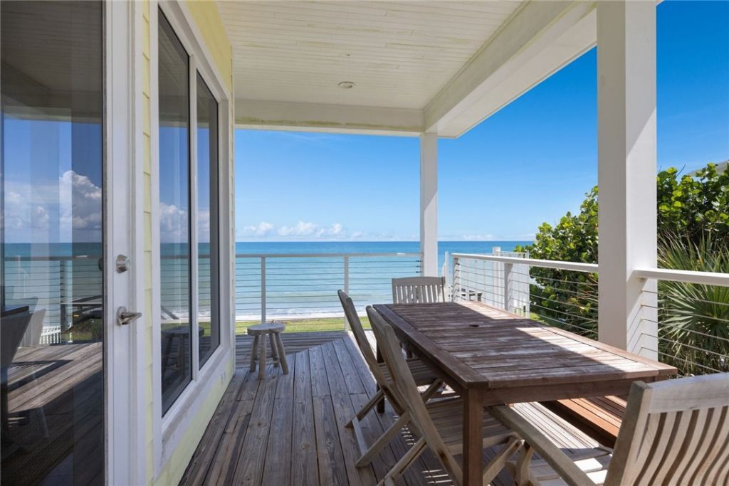 9440 Doubloon Drive , Vero Beach, FL 32963 Photo