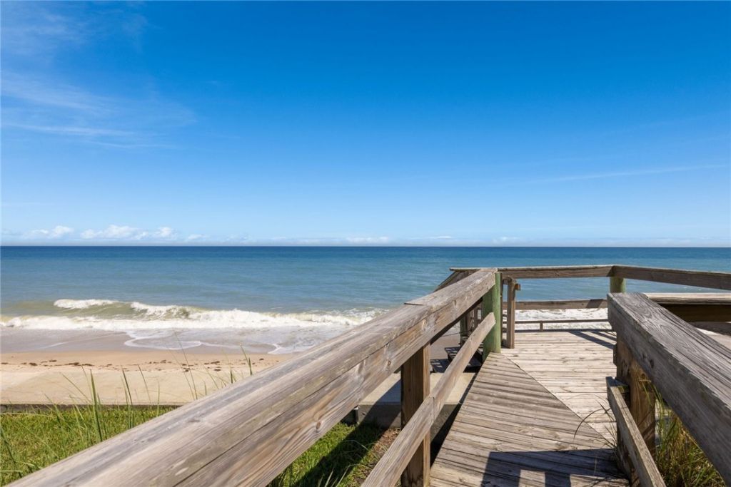 9440 Doubloon Drive , Vero Beach, FL 32963 Photo
