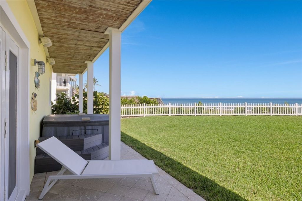 9440 Doubloon Drive , Vero Beach, FL 32963 Photo